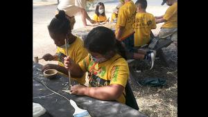 kids painting photo